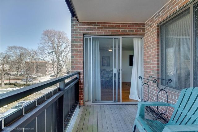 401 Bellevue Avenue 303, Newport, RI 02840