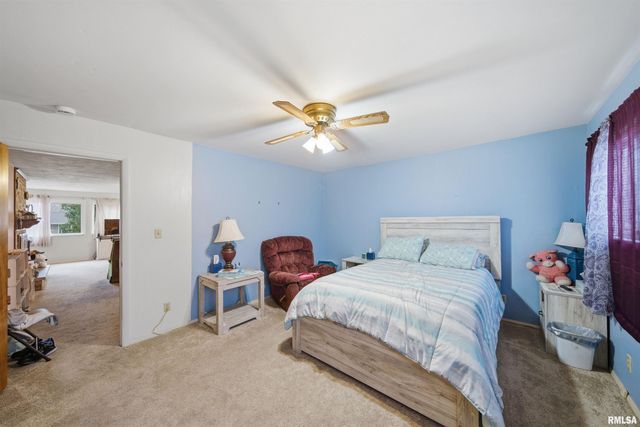 6221 E GLENDALE Avenue, Chillicothe, IL 61523