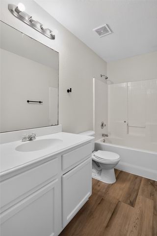 419 Murphy Road, Burleson, TX 76028