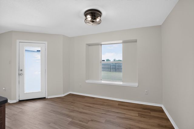 419 Murphy Road, Burleson, TX 76028