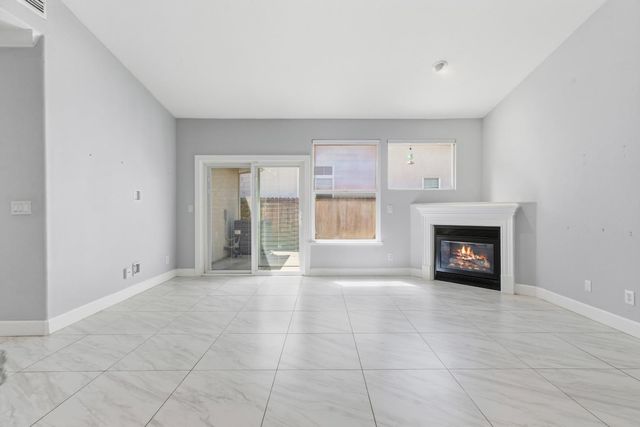 2343 Marina Glen Way, Sacramento, CA 95833