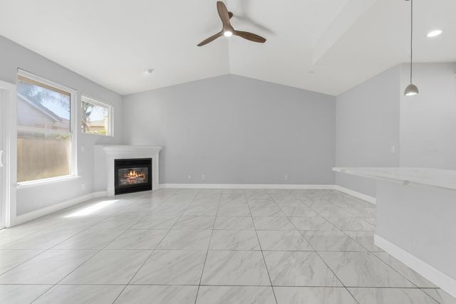 2343 Marina Glen Way, Sacramento, CA 95833