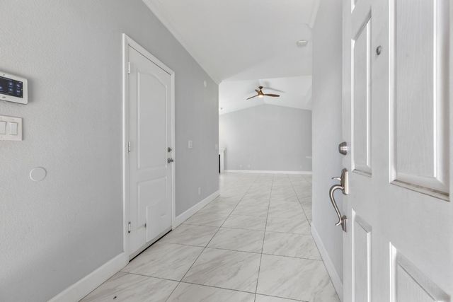 2343 Marina Glen Way, Sacramento, CA 95833