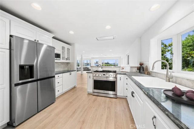 112 S Bay Front, Newport Beach, CA 92662