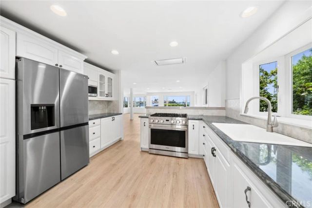 112 S Bay Front, Newport Beach, CA 92662