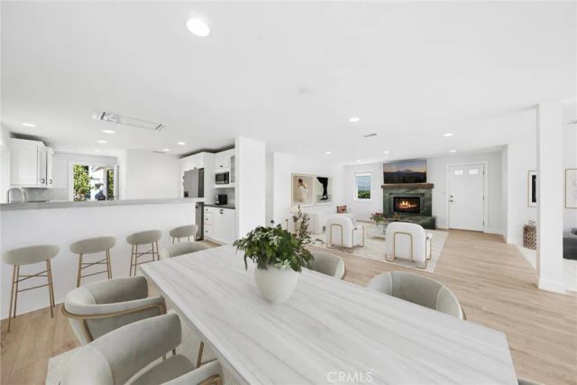 112 S Bay Front, Newport Beach, CA 92662