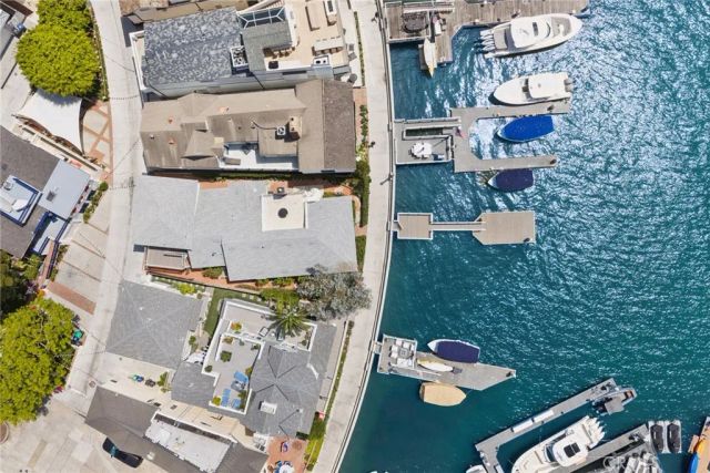 112 S Bay Front, Newport Beach, CA 92662