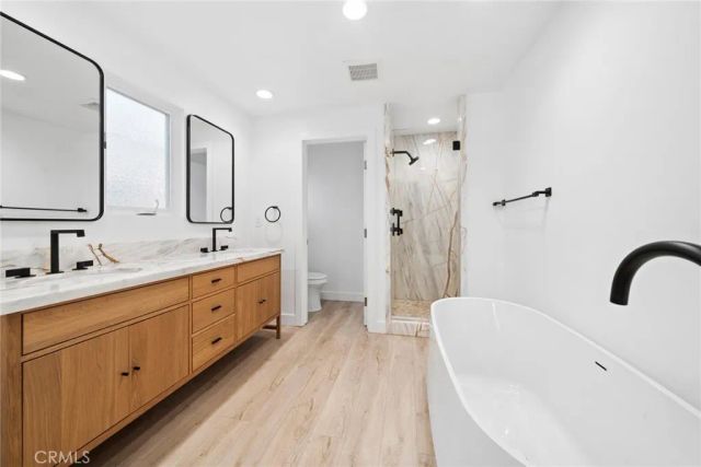 112 S Bay Front, Newport Beach, CA 92662