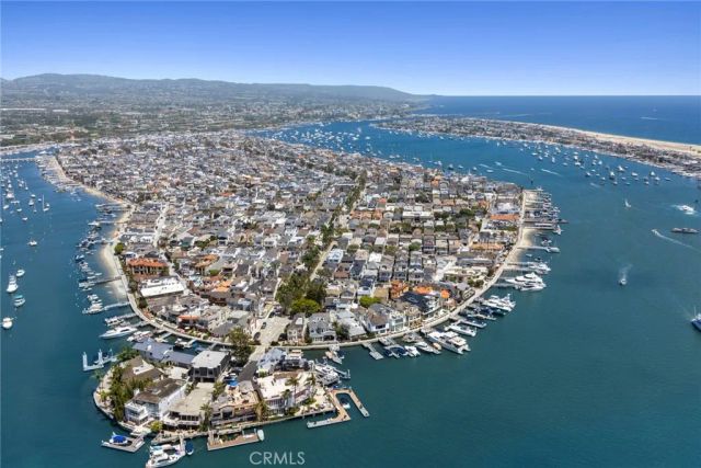 112 S Bay Front, Newport Beach, CA 92662