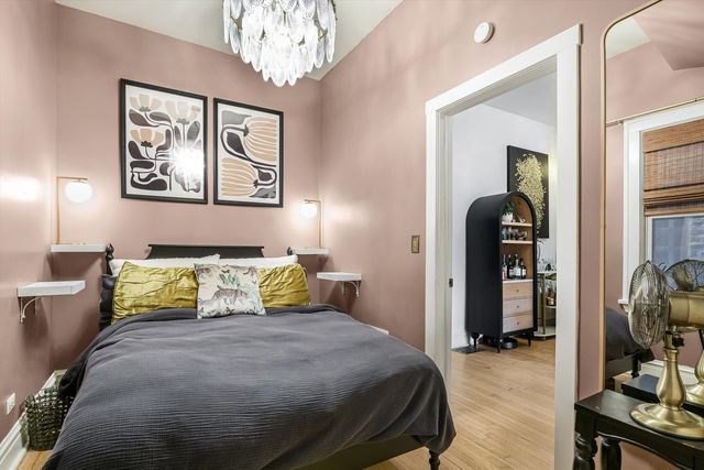 1413 N Campbell Avenue 1, Chicago, IL 60622