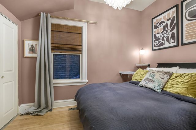 1413 N Campbell Avenue 1, Chicago, IL 60622