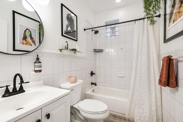 1413 N Campbell Avenue 1, Chicago, IL 60622