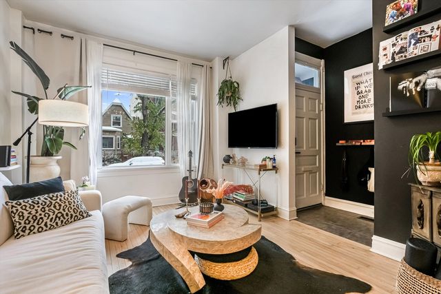 1413 N Campbell Avenue 1, Chicago, IL 60622