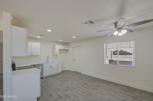 260 E CENTRAL Avenue, Coolidge, AZ 85128
