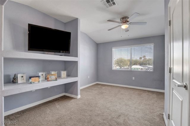 1729 East Desert Inn Road, Las Vegas, NV 89169