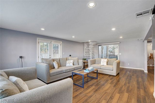 1729 East Desert Inn Road, Las Vegas, NV 89169