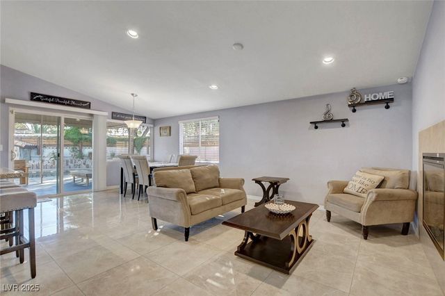 1729 East Desert Inn Road, Las Vegas, NV 89169