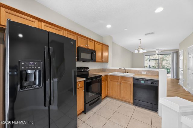 8099 SUMMER COVE Court, Jacksonville, FL 32256