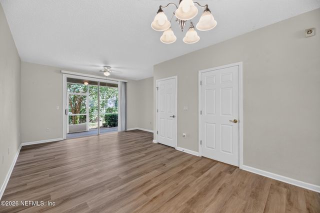 8099 SUMMER COVE Court, Jacksonville, FL 32256