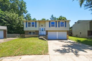 10902 Stitch Pl, Louisville, KY 40272