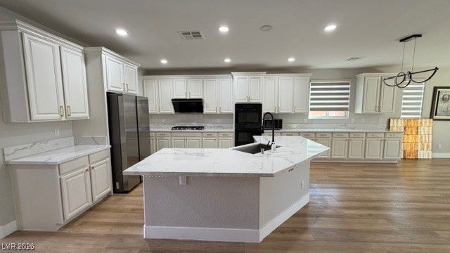 7241 SUMMER GROVE Avenue, Las Vegas, NV 89117