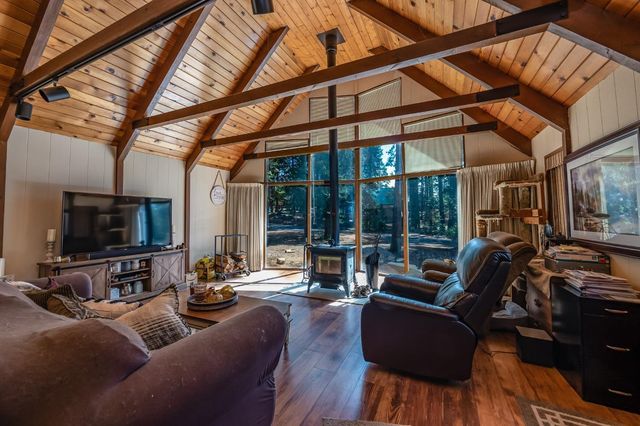42573 Rock Ledge Road, Shaver Lake, CA 93664