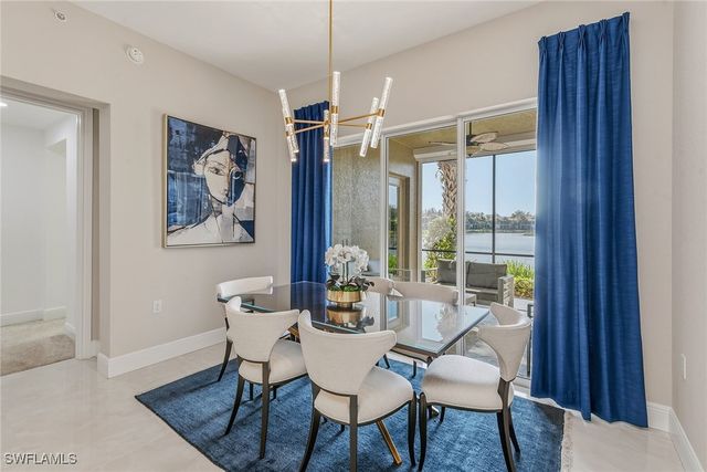 9234 Tesoro LN 104, Naples, FL 34114