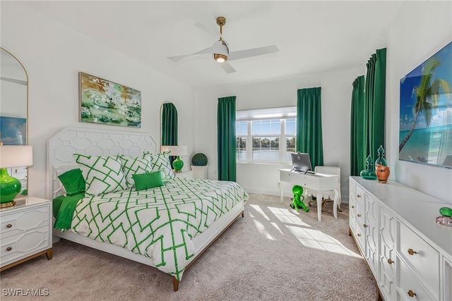 9234 Tesoro LN 104, Naples, FL 34114