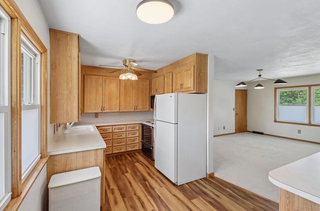 2535 Hull Avenue, Des Moines, IA 50317