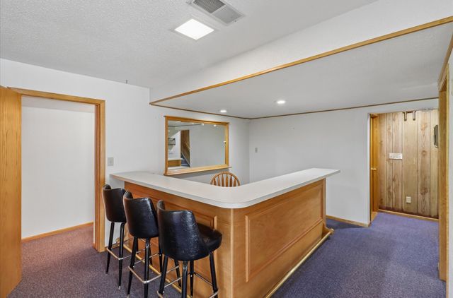 2535 Hull Avenue, Des Moines, IA 50317