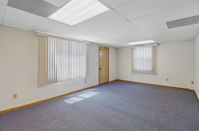 2535 Hull Avenue, Des Moines, IA 50317