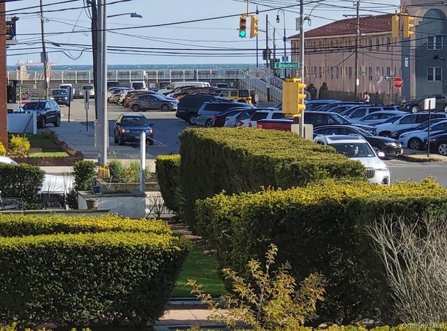 302 E Penn Street Upper, Long Beach, NY 11561