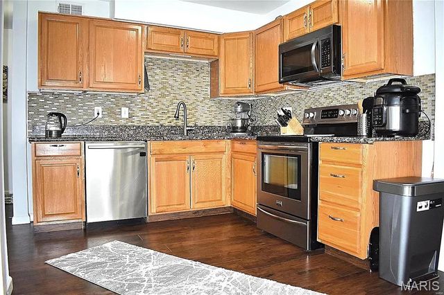 158 Betty Jean Lane, St Louis, MO 63125