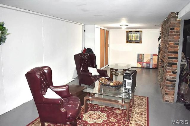 158 Betty Jean Lane, St Louis, MO 63125