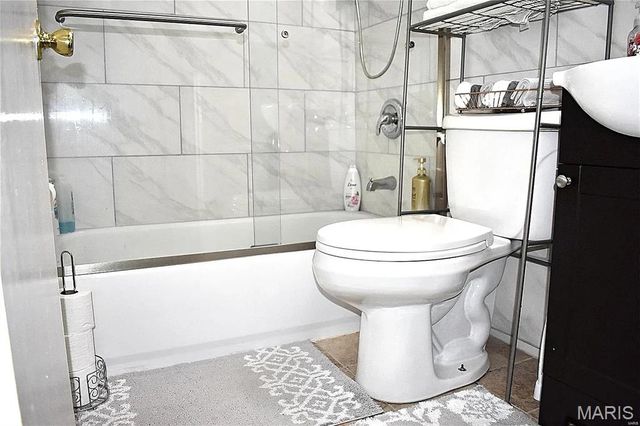 158 Betty Jean Lane, St Louis, MO 63125