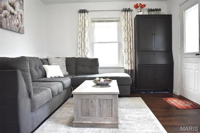 158 Betty Jean Lane, St Louis, MO 63125