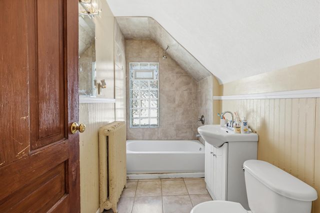 1184 Jessie Street, Saint Paul, MN 55130