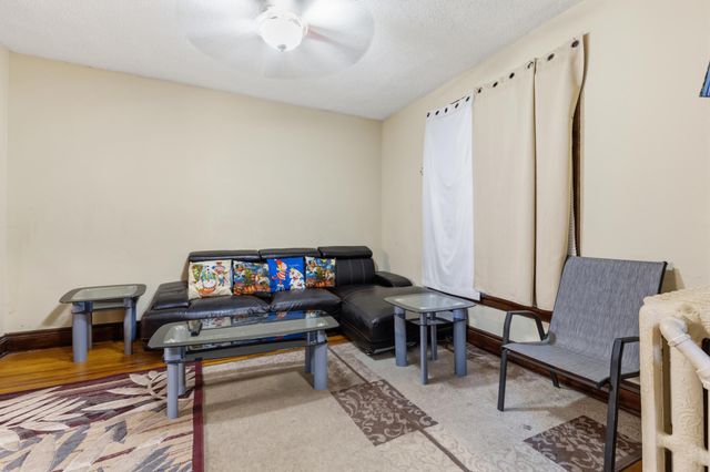 1184 Jessie Street, Saint Paul, MN 55130