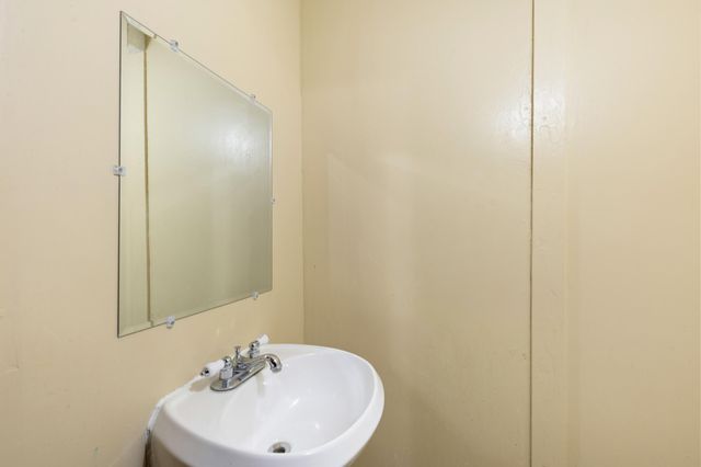 1184 Jessie Street, Saint Paul, MN 55130