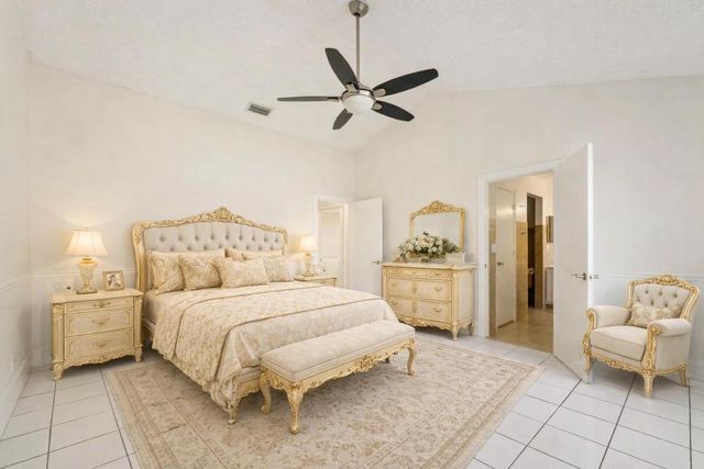 3855 Sabal Lakes Road, Delray Beach, FL 33445