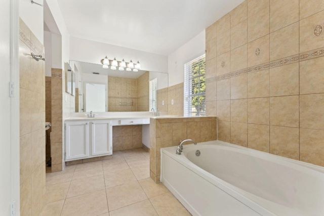 3855 Sabal Lakes Road, Delray Beach, FL 33445