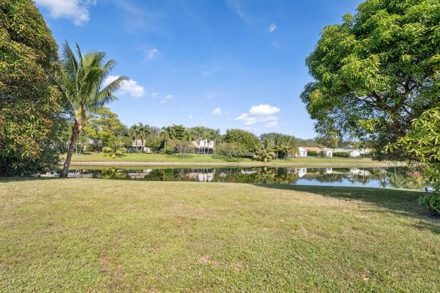 3855 Sabal Lakes Road, Delray Beach, FL 33445