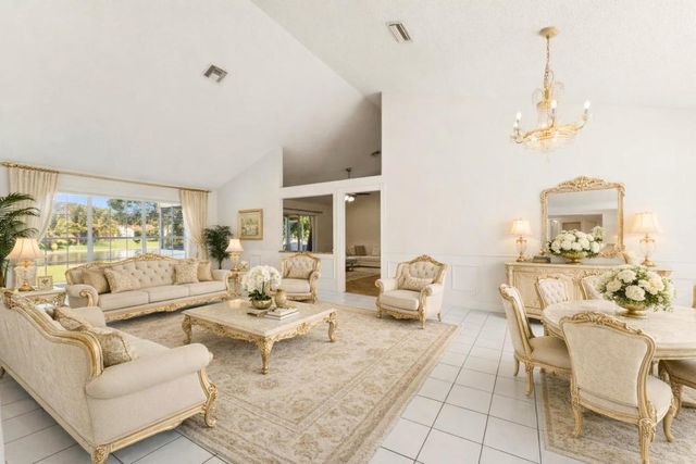 3855 Sabal Lakes Road, Delray Beach, FL 33445