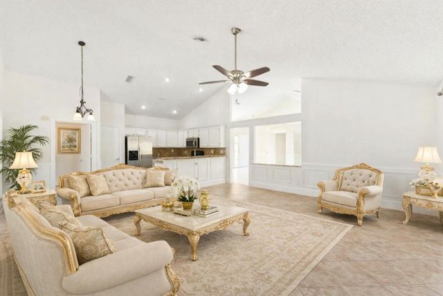 3855 Sabal Lakes Road, Delray Beach, FL 33445