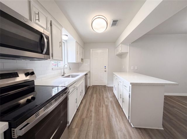 9603 Highmeadow Drive, Houston, TX 77063