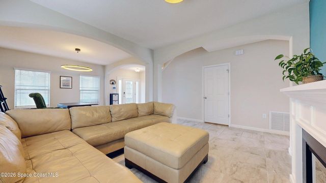 4607 Broomsedge Circle, West Melbourne, FL 32904