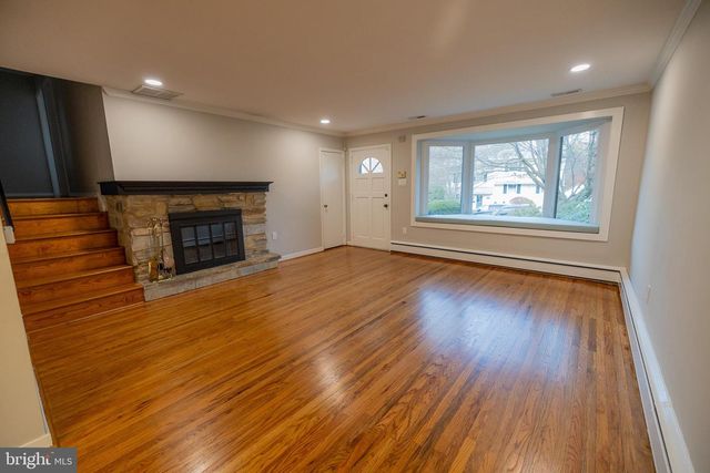 2016 SHADYBROOK LN, Feasterville Trevose, PA 19053