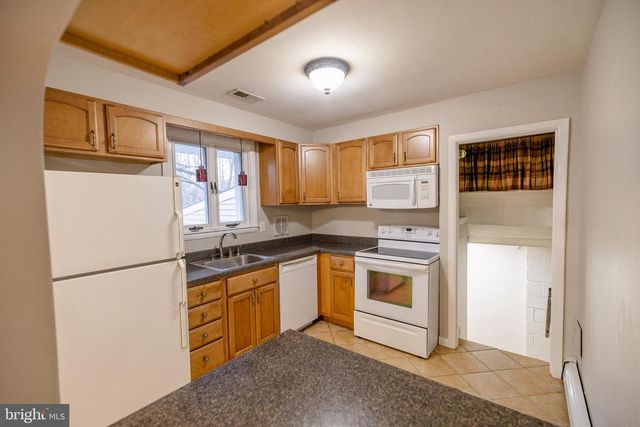 2016 SHADYBROOK LN, Feasterville Trevose, PA 19053