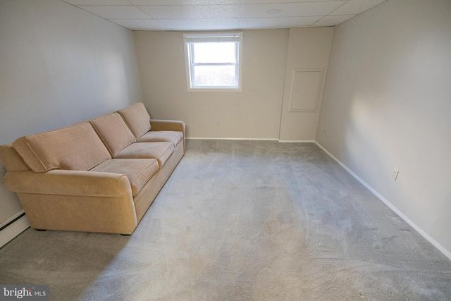 2016 SHADYBROOK LN, Feasterville Trevose, PA 19053