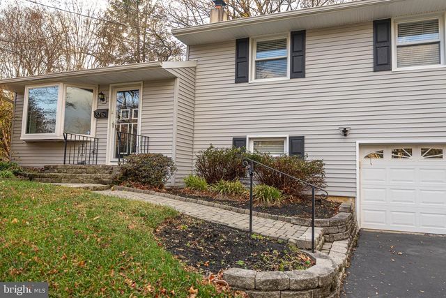 2016 SHADYBROOK LN, Feasterville Trevose, PA 19053